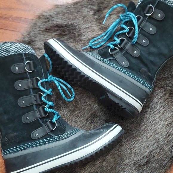 Sorel Shoes - Sorel Joan Of Arc Like new condition 7.5